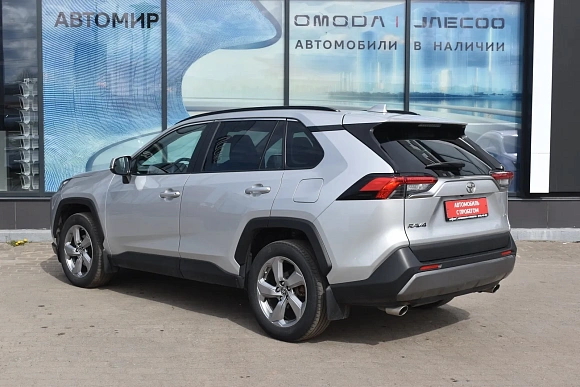 Купить Тойота Новый RAV4 2021г.