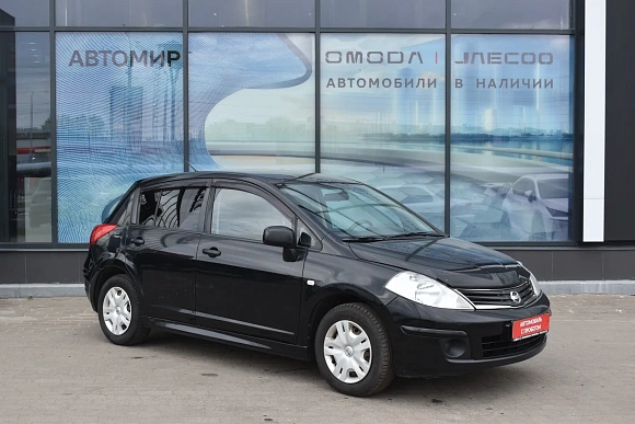 Купить Ниссан Тиида 2011г.