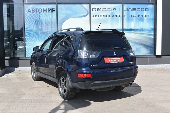 Купить Митсубиси Оутлендер 2011г.