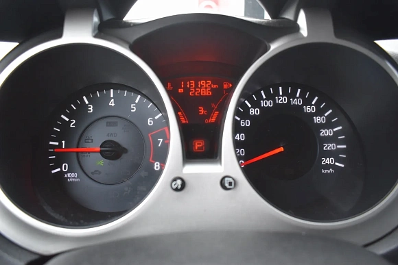 Купить Ниссан ДЖуке 2014г.