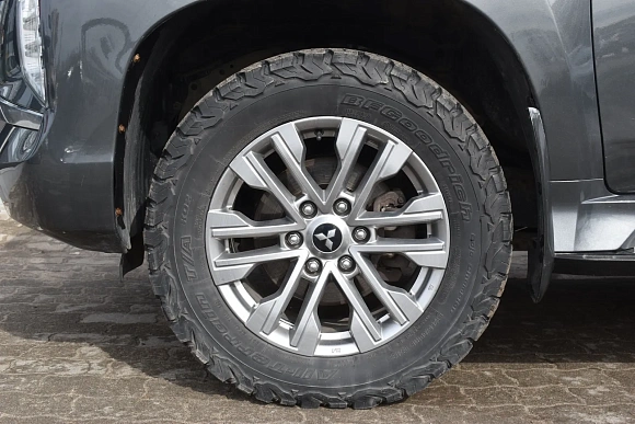 Купить Митсубиси Паджеро Спорт 2021г.