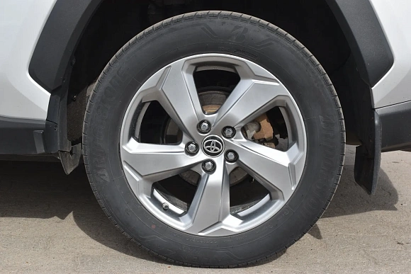 Купить Тойота Новый RAV4 2021г.