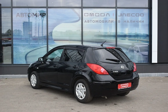 Купить Ниссан Тиида 2011г.