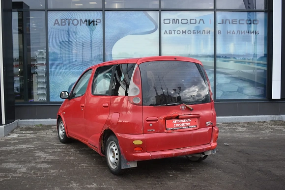 Купить Тойота Ярис Версо 1999г.