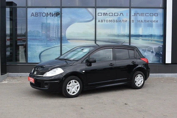 Купить Ниссан Тиида 2011г.