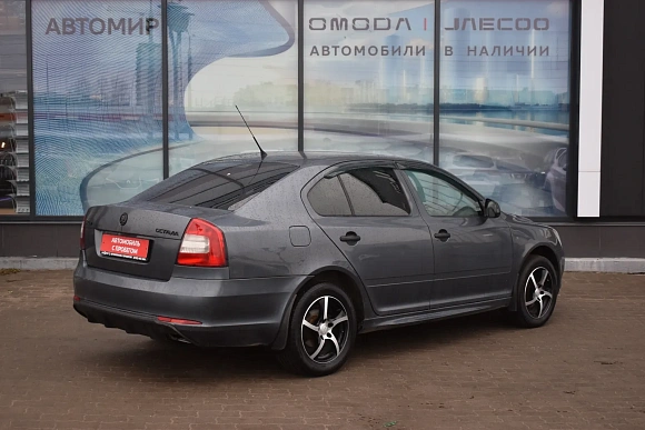 Купить Шкода Октавиа 2010г.