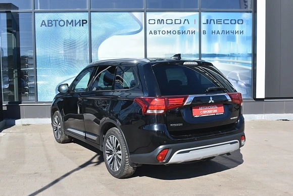 Купить Митсубиси Оутлендер 2019г.