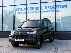 Lada Niva Travel