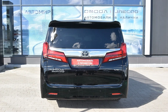 Купить Тойота Алфард 2019г.