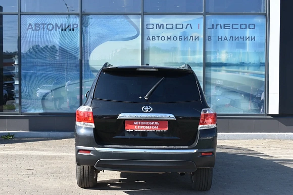 Купить Тойота Хайлендер 2010г.