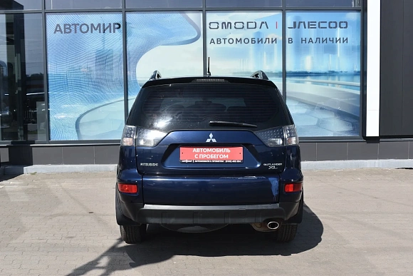 Купить Митсубиси Оутлендер 2011г.