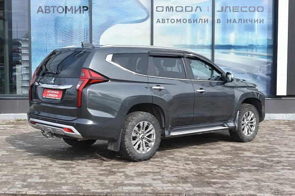 Купить Митсубиси Паджеро Спорт 2021г.