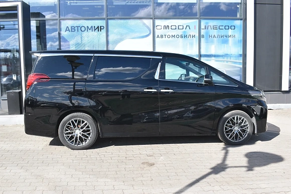 Купить Тойота Алфард 2019г.