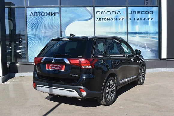 Купить Митсубиси Оутлендер 2019г.