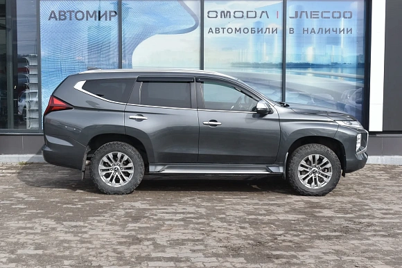 Купить Митсубиси Паджеро Спорт 2021г.